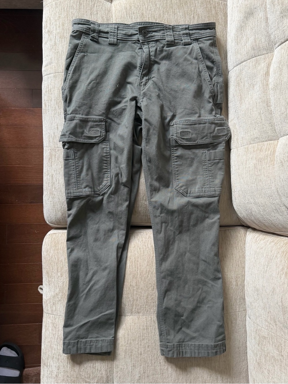Duluth Trading Co. gray cargo pants 34x30